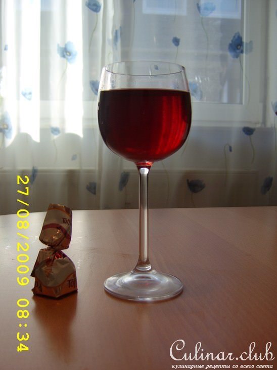 Вишнёвый ликёр.