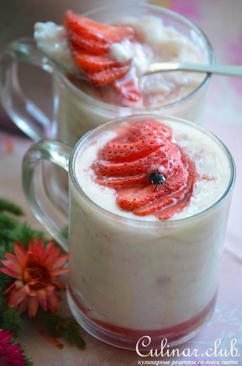 Молочный кисель с клубникой