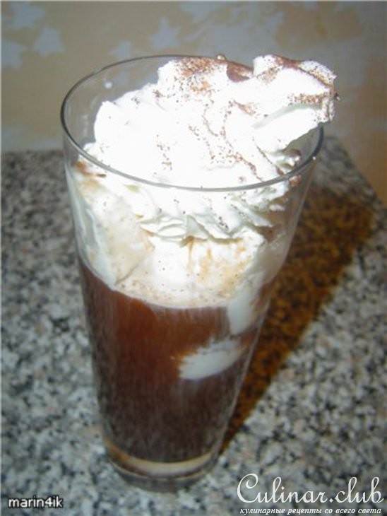 Кофе с мороженым-Eiskaffee