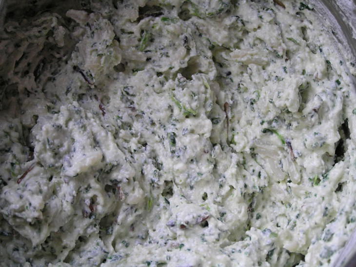Сырники с рисом и шпинатом в кунжутной панировке
