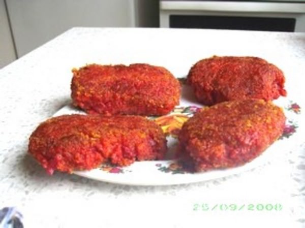 Сырники свекольные (мои два варианта)