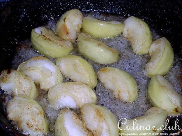 Блинчики с яблоками