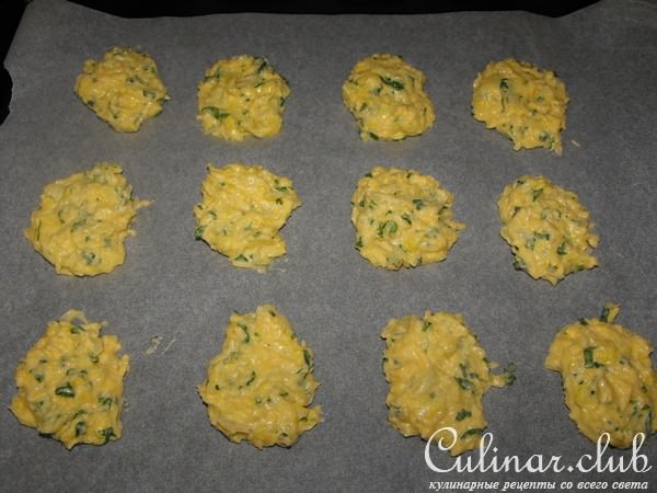 Капустные оладьи с сыром