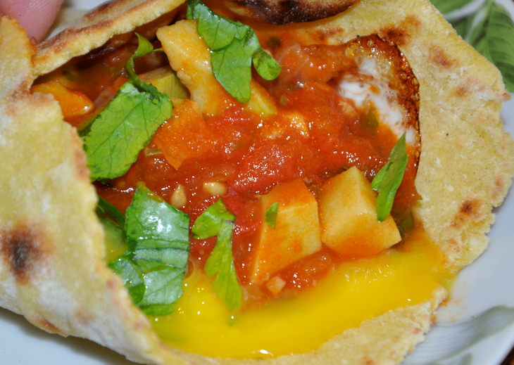 Завтрак в мексиканском стиле (по мотивам Huevos Rancheros)