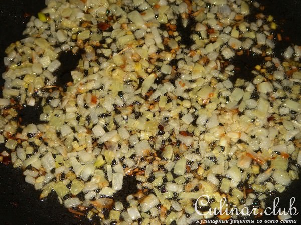 Куриные сердечки в сырном соусе