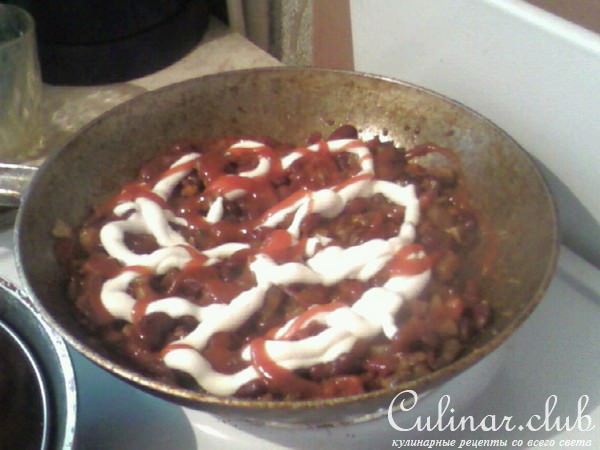 Картофельные котлетки с овощным соусом