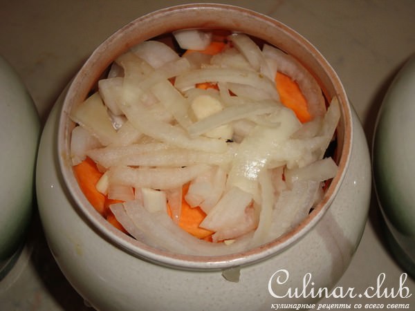 МЯСО С ЧЕРНОСЛИВОМ В ГОРШОЧКЕ