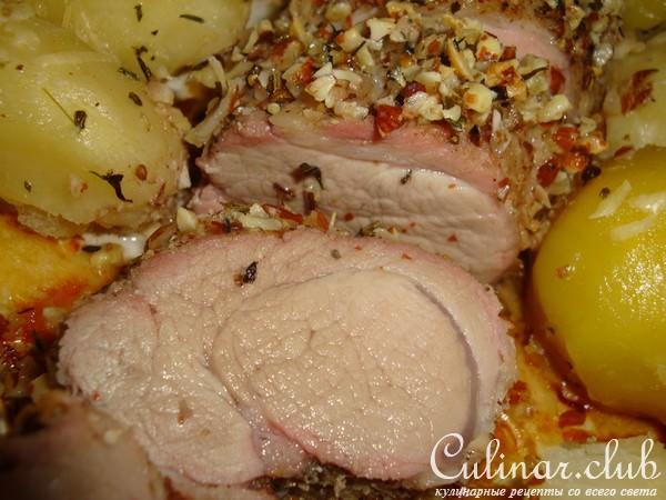 Сочное мясо в ореховой панировке
