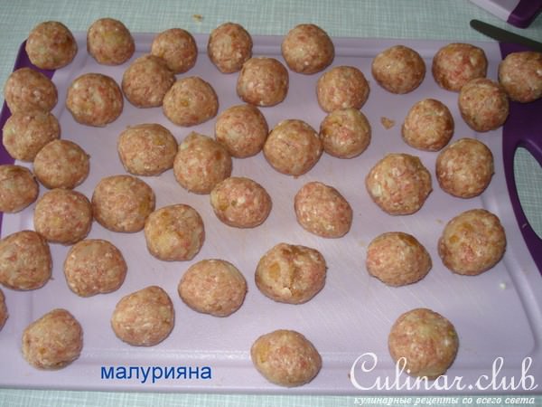 Фрикадельки в соусе