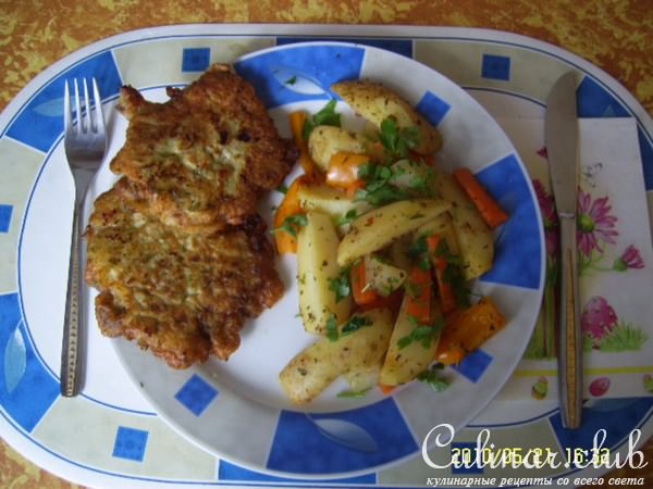 Шницель нежный,с гарниром из овощей