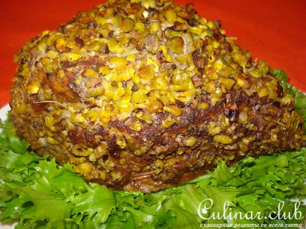 Мясо в горчице с фисташками
