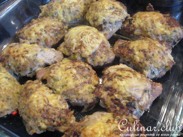 Свиные отбивные с припеком и сливочно-горчичным соусом