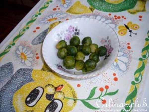 Мясной рулет и брюссельская капуста