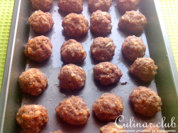 Мясные шарики из фарша под сливочным соусом