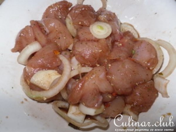 Куриные шашлычки в винном маринаде