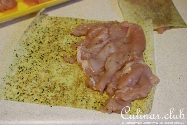 Нежная курочка с чесноком и травами с рисом или ужин для маленькой привереды.