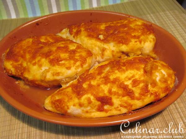 Нежная грудка цыпленка запеченная с томатно- чесночной корочкой!