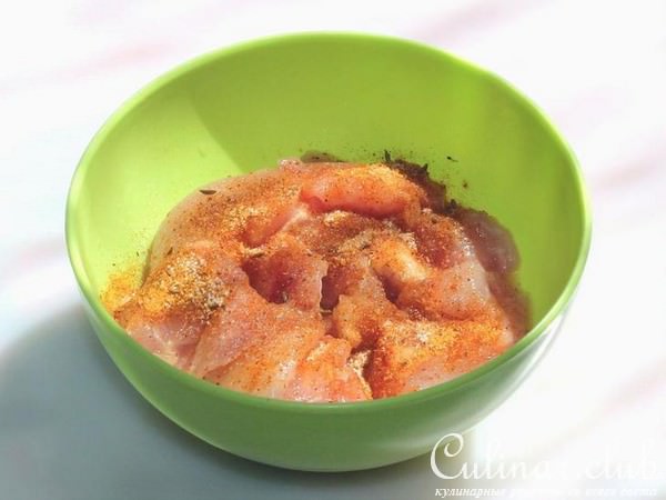 Куриный шашлык с черносливом и курагой