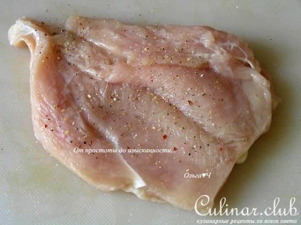 Рулет из курицы со сладким перцем
