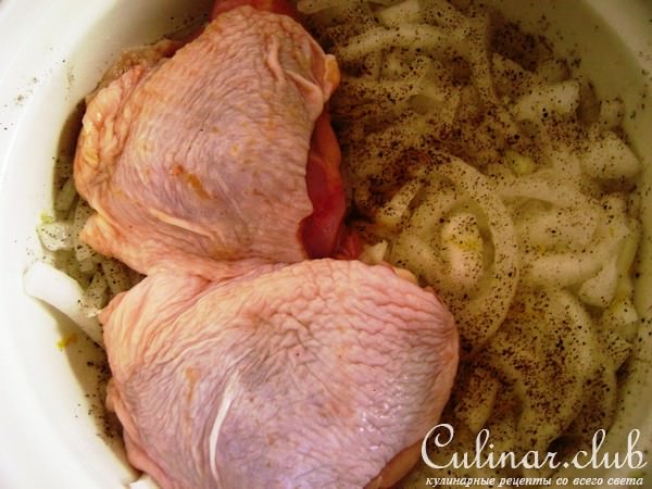 Тажин с курицей и мятным кус кусом....Нуууу- я так думаю, что тажин....