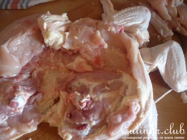 Рулет из курицы с грибами, орехами и сыром для папы Насти(к/ф КУХНЯ)