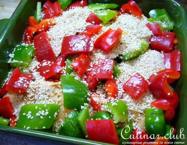 Курица, запеченная с овощами