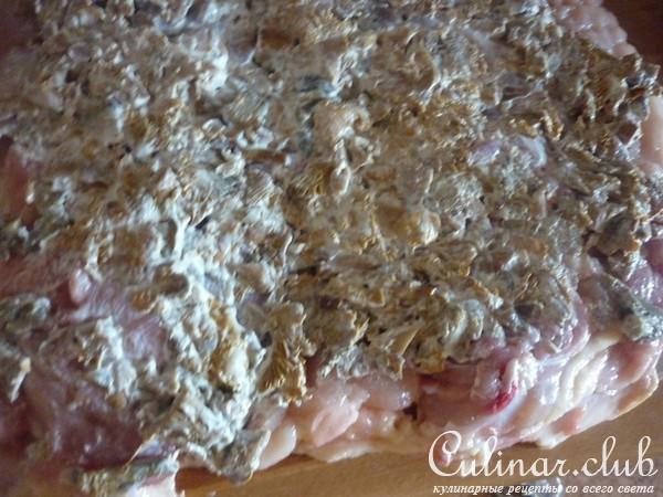 Рулет из курицы с грибами, орехами и сыром для папы Насти(к/ф КУХНЯ)