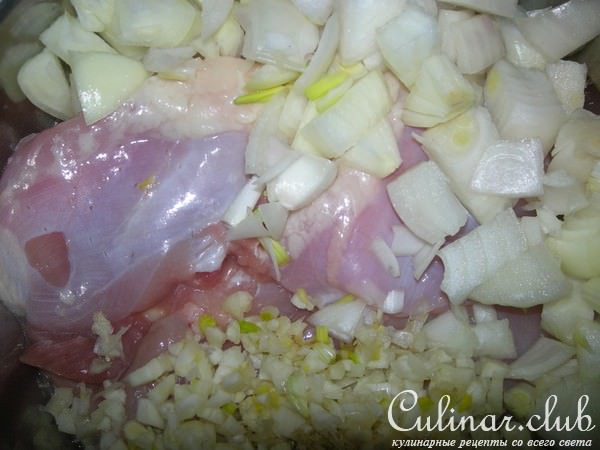 Куриное мясо в горшочке