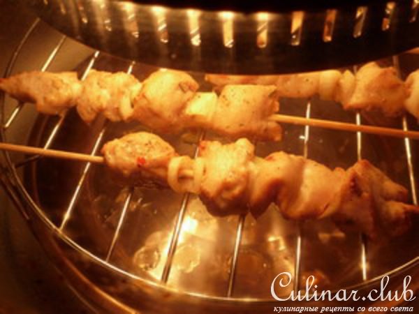 Куриные шашлычки в винном маринаде