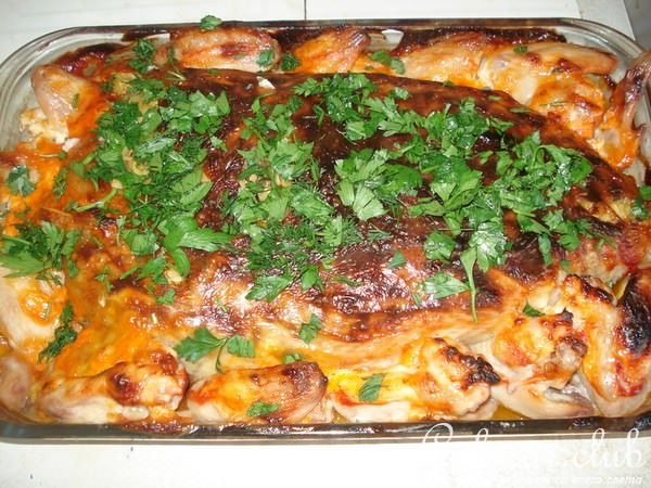 Курица фаршированная домашними тельяттели