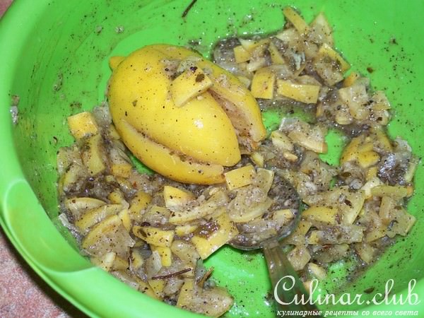 Курица с солеными лимонами