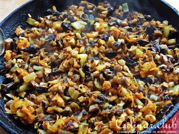 Гречка с грибами и овощами к курочке