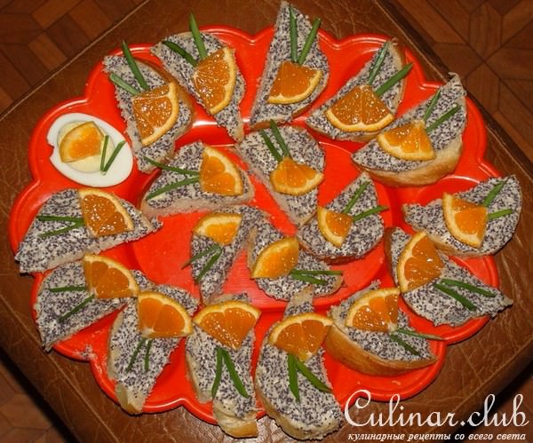 Канапе с икорной пеной