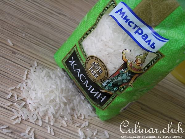 Рисовый пудинг в кокосовых сливках с грушей, апельсиновым соусом и кедровыми орешками. (Тест-драйв)