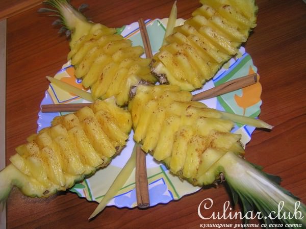 Лодочки из ананаса