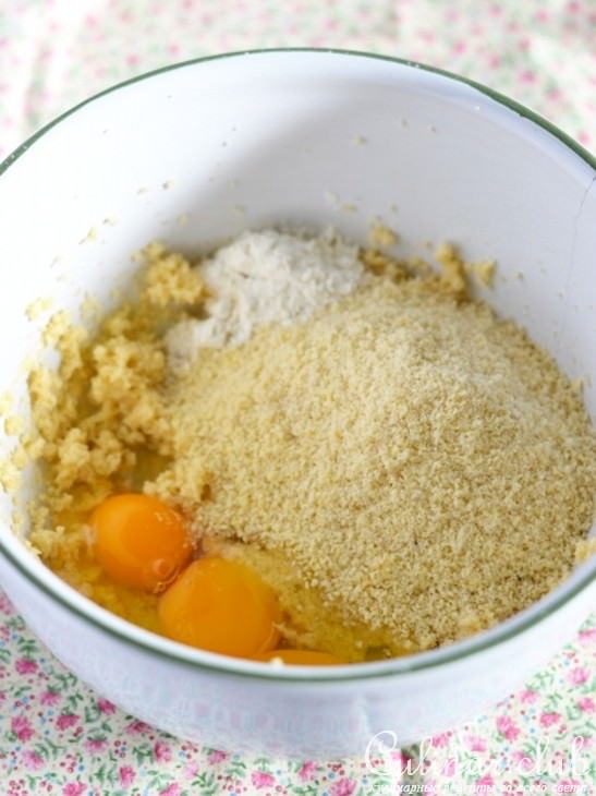 Королевская галета с франжипаном и малиной