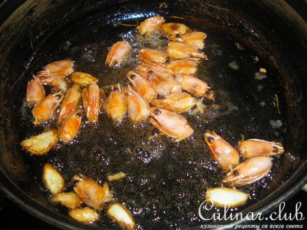 макароны с морскими гадами