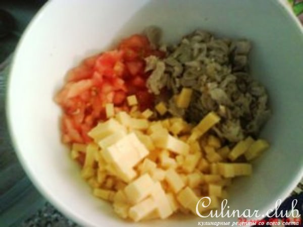 Запеченный картофель с сыром и окороком.
