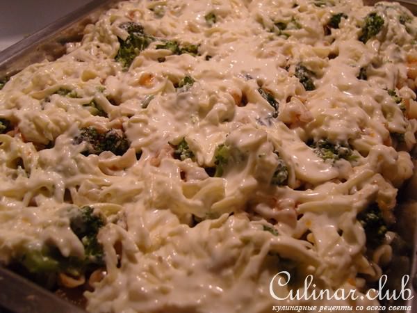Лазанья из макарон с брокколи и мясом