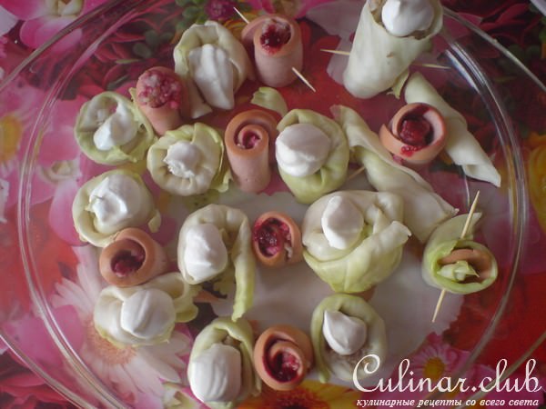 КОЛБАСНЫЕ РОЗОЧКИ