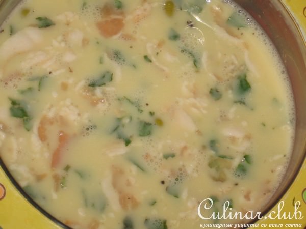 Омлет с беконом, горошком и мятой
