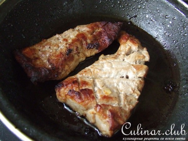 теплый салат красная фасоль + свинина