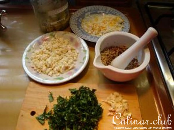 Баклажаны, фаршированные сыром