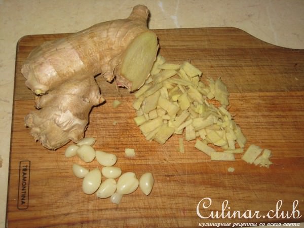 Куриные крылышки с соусом Дор Блю
