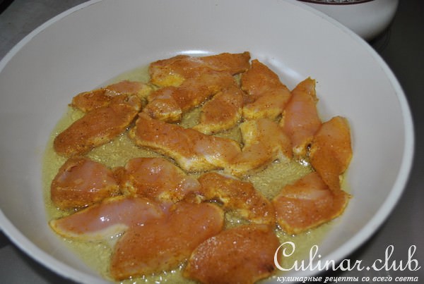 Мини-шашлычки с манговым чатни