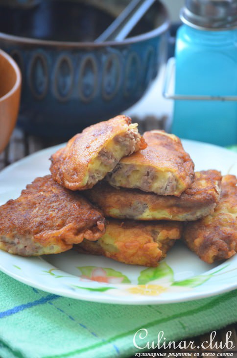Мясной рулет с сыром