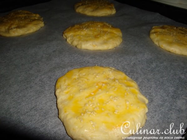 Булочка-пита с начинкой из фарша