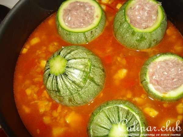 кабачки"РОНДИНЫ"фаршированные мясом