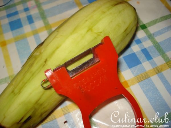 Баклажаны в кляре с сыром