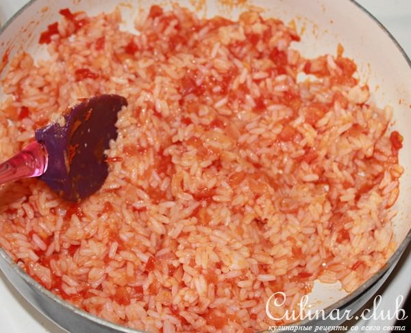 Рис с морским коктейлем и соевым соусом